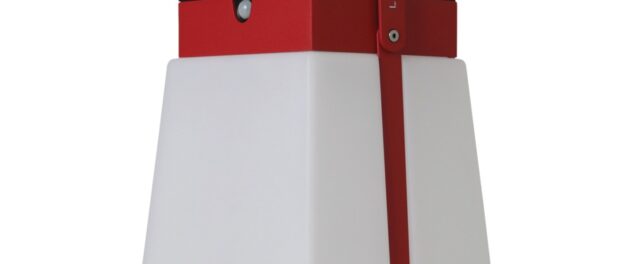 Tradition Solar Lantern Aluminum