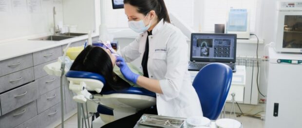 Dentist in Edinburg