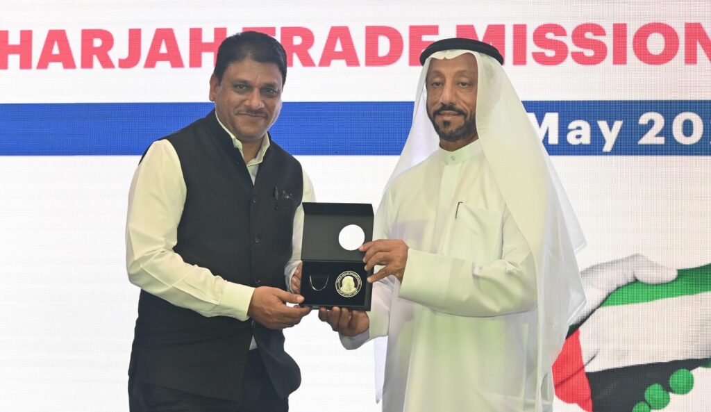 CE Shreekant Patil, MSME Consultant Felicitated by H.E Abdallah Sultan Al Owais, President of the Sharjah Chamber of Commerce (Govt of UAE), 
